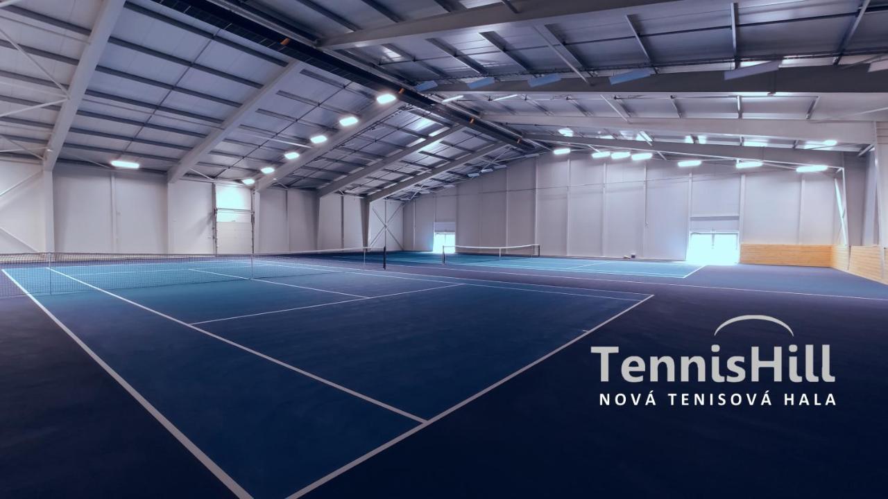 Tennishill Гавиржов Экстерьер фото